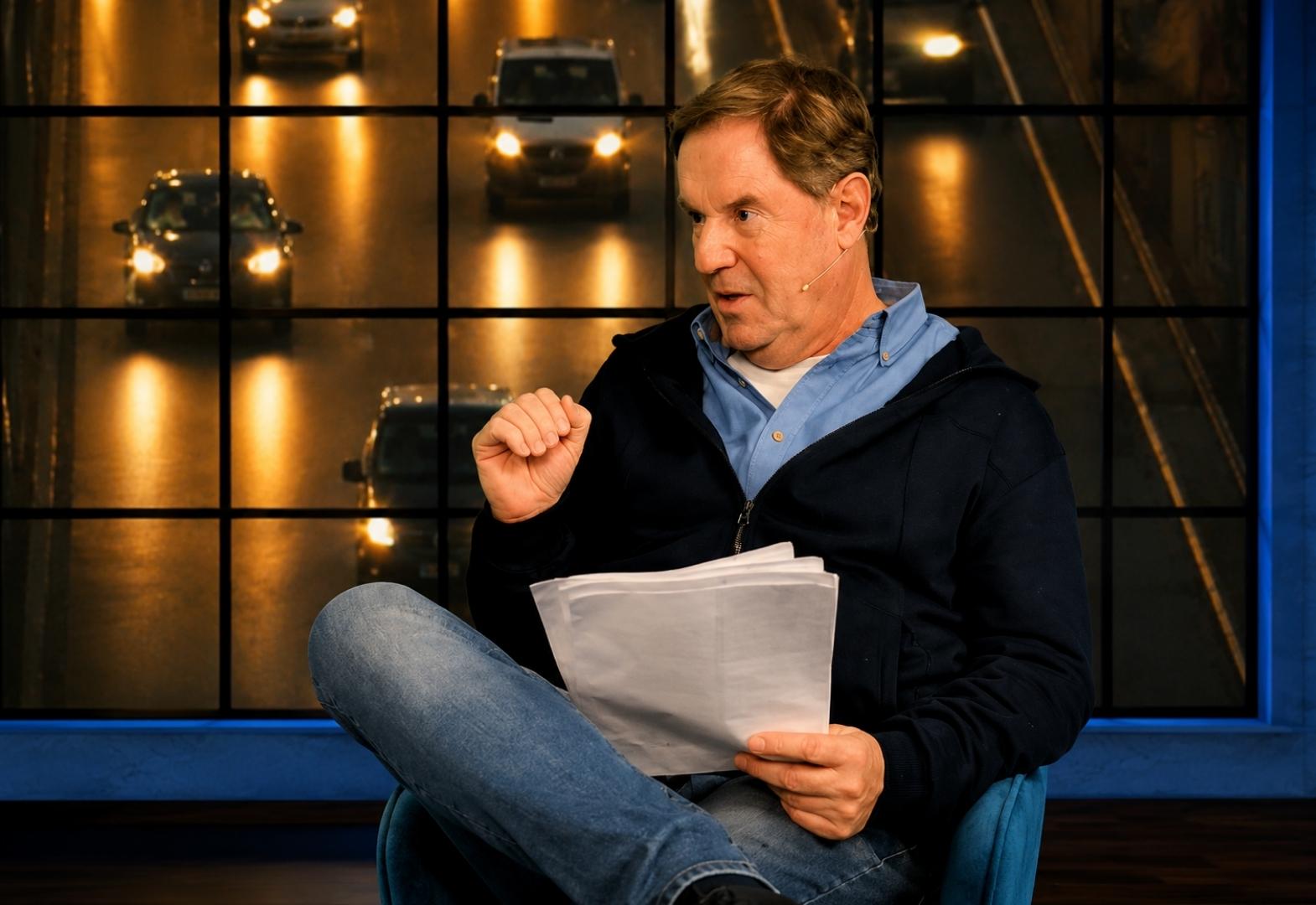 video-section-banner-image